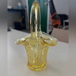 Vintage amber yellow Fenton glass basket glassware 8 inch thrift